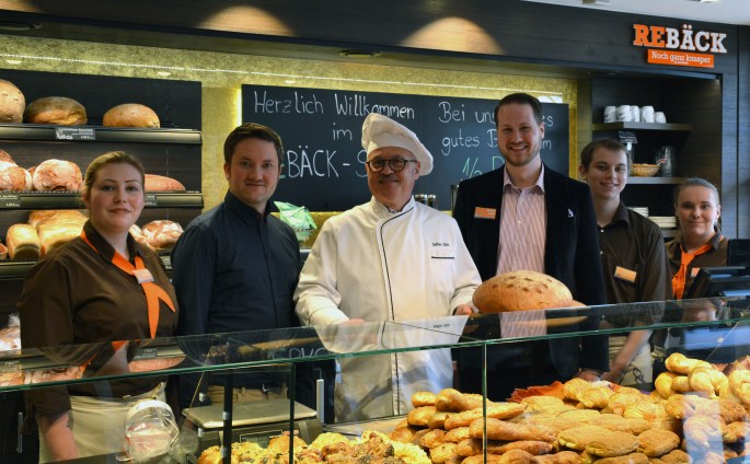 ReBäck by LuckyLutz_01